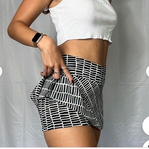 Express Mini Skort. Never worn‎